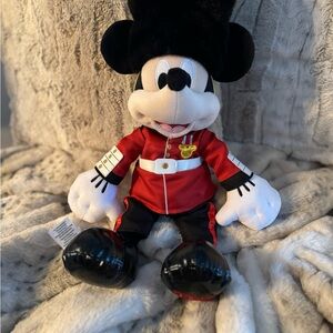 Disney Mickey Mouse British Royal Guard Plush – Disney Store